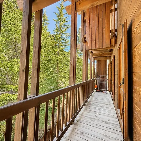Hostdomus - A1-18 Apartment Grangesises